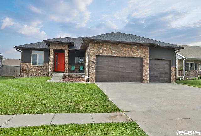 7121 Lilee Lane, Lincoln, NE 68516
