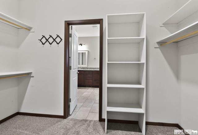 7121 Lilee Lane, Lincoln, NE 68516