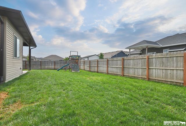 7121 Lilee Lane, Lincoln, NE 68516