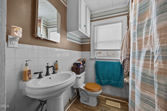 801 Whitsett Avenue, Gibsonville, NC 27249