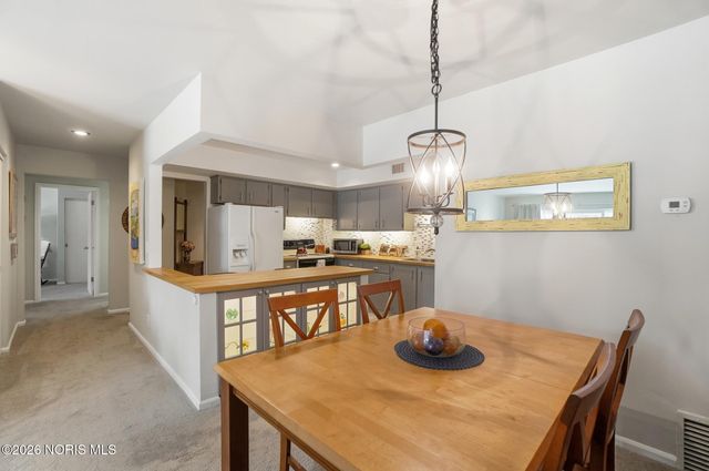 5679 Monroe Street, 504, Sylvania, OH 43560