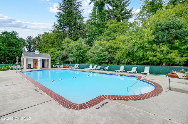 5679 Monroe Street, 504, Sylvania, OH 43560