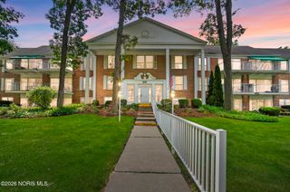 5679 Monroe Street, 504, Sylvania, OH 43560