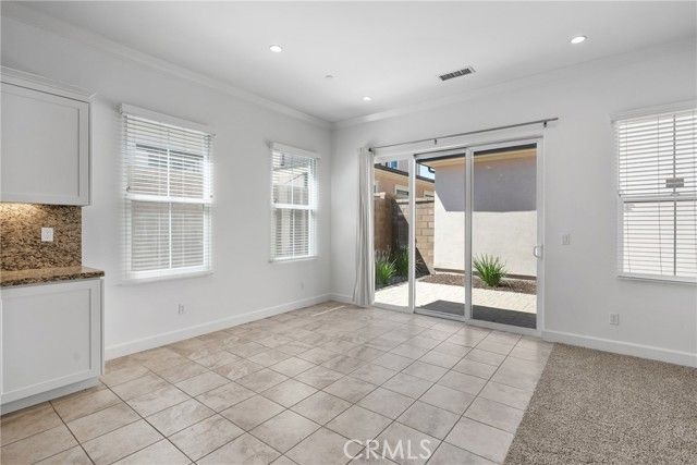 82 Meander Street, Irvine, CA 92620