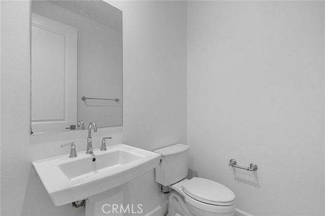 82 Meander Street, Irvine, CA 92620