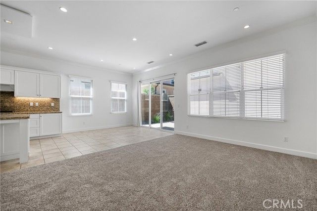 82 Meander Street, Irvine, CA 92620