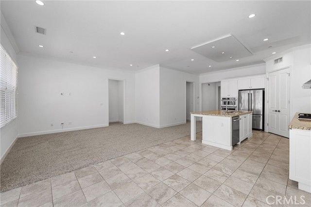 82 Meander Street, Irvine, CA 92620