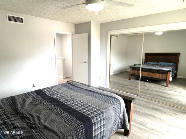 1601 W Sunnyside Drive 115, Phoenix, AZ 85029