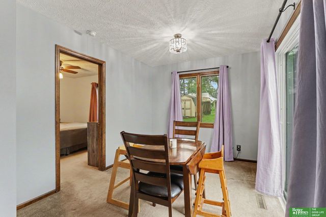 8036 State Street, Ralston, NE 68127