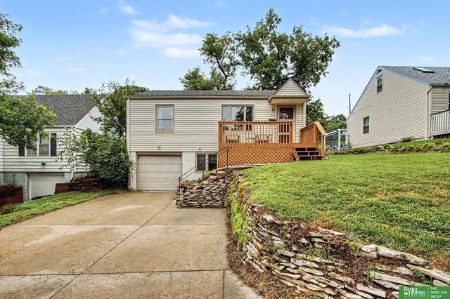 8036 State Street, Ralston, NE 68127