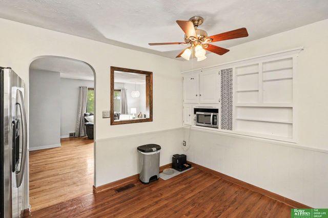 8036 State Street, Ralston, NE 68127