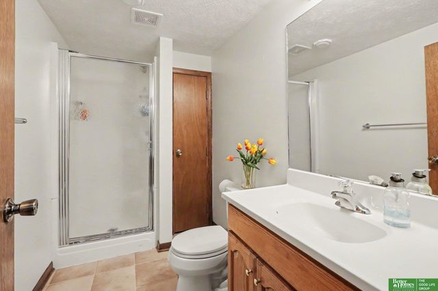 8036 State Street, Ralston, NE 68127