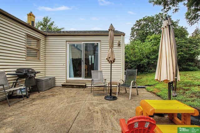 8036 State Street, Ralston, NE 68127