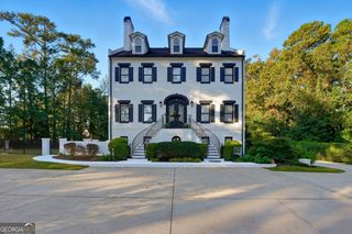 3003 Emerald Drive, Jonesboro, GA 30236