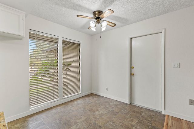 800 Andrew Dr, Yuba City, CA 95991