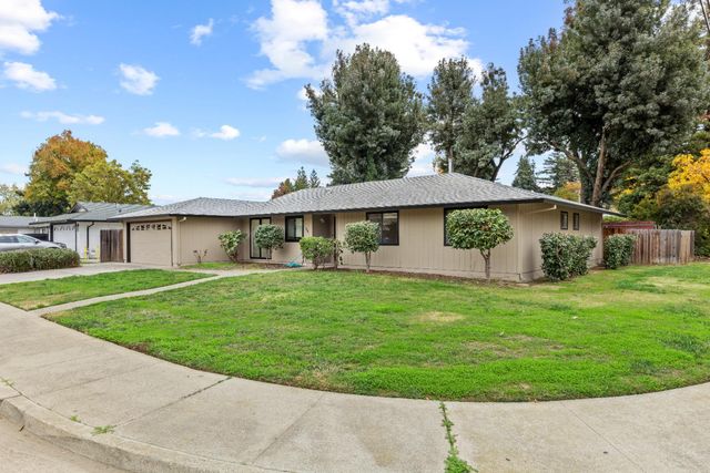 800 Andrew Dr, Yuba City, CA 95991