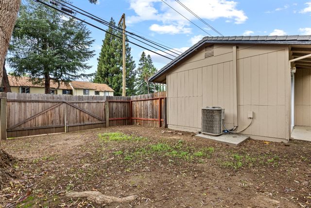 800 Andrew Dr, Yuba City, CA 95991