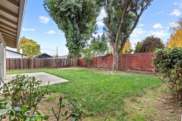 800 Andrew Dr, Yuba City, CA 95991