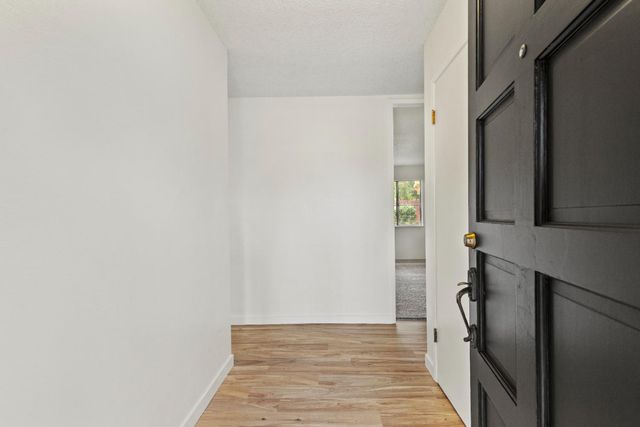 800 Andrew Dr, Yuba City, CA 95991