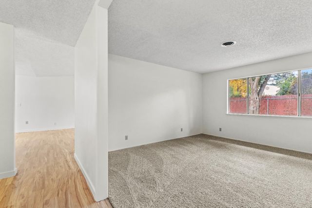 800 Andrew Dr, Yuba City, CA 95991