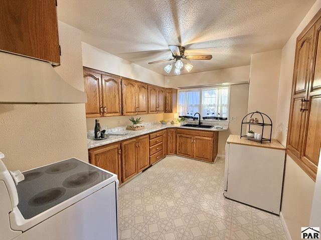 2227 E Evans Ave, Pueblo, CO 81004