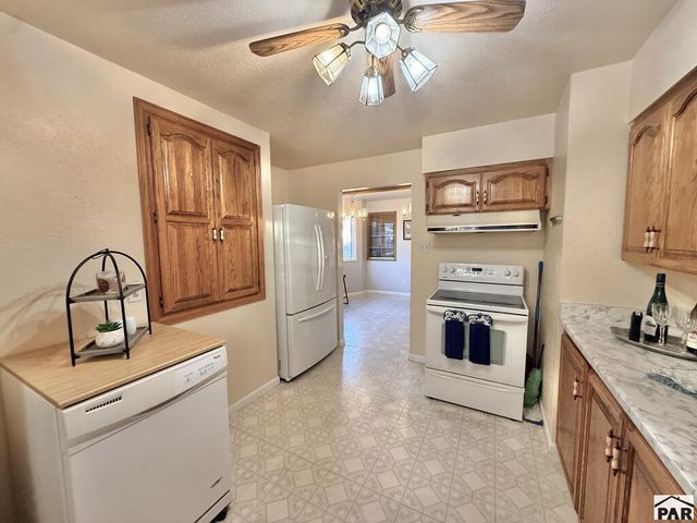 2227 E Evans Ave, Pueblo, CO 81004