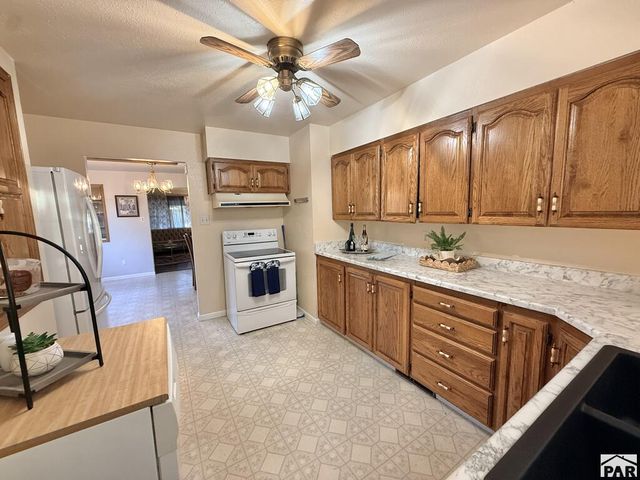 2227 E Evans Ave, Pueblo, CO 81004