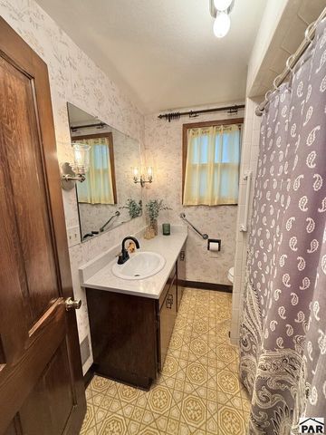 2227 E Evans Ave, Pueblo, CO 81004