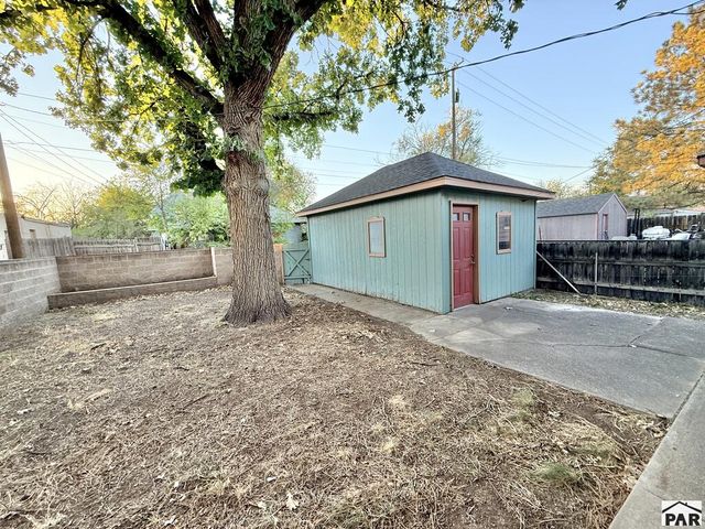 2227 E Evans Ave, Pueblo, CO 81004