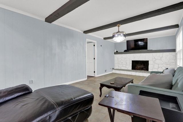 466 Hickory Hills Drive, Stone Mountain, GA 30083