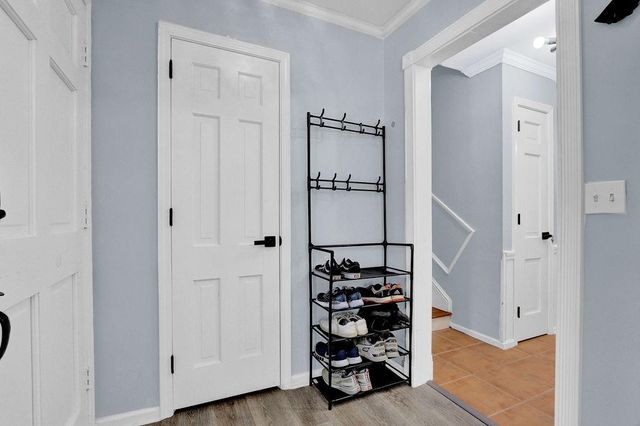 466 Hickory Hills Drive, Stone Mountain, GA 30083