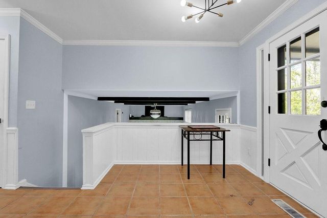 466 Hickory Hills Drive, Stone Mountain, GA 30083