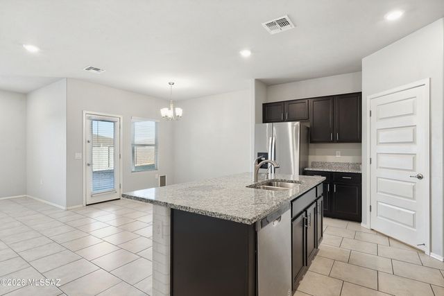 7440 W Calle Bocina, Tucson, AZ 85757