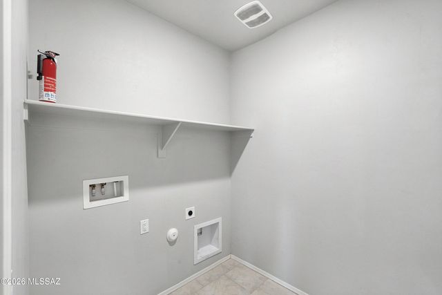 7440 W Calle Bocina, Tucson, AZ 85757