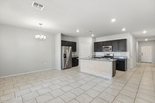 7440 W Calle Bocina, Tucson, AZ 85757