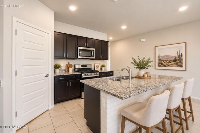 7440 W Calle Bocina, Tucson, AZ 85757