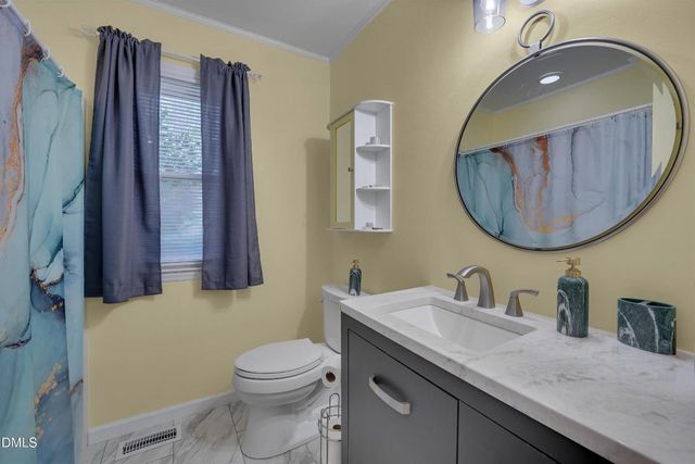 117 Flora Mcdonald Lane, Cary, NC 27511