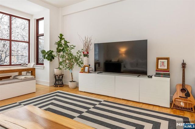 85 Park Avenue 205, Glen Ridge, NJ 07028