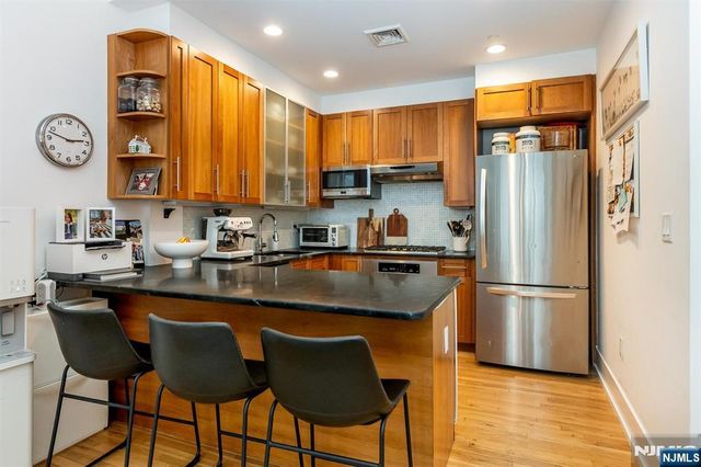 85 Park Avenue 205, Glen Ridge, NJ 07028