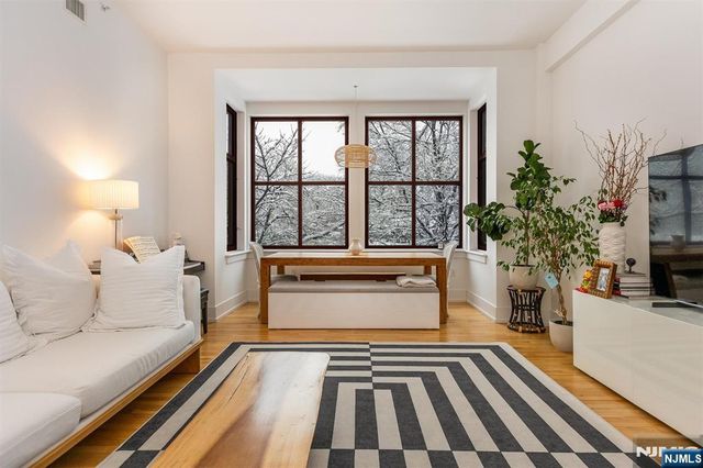 85 Park Avenue 205, Glen Ridge, NJ 07028