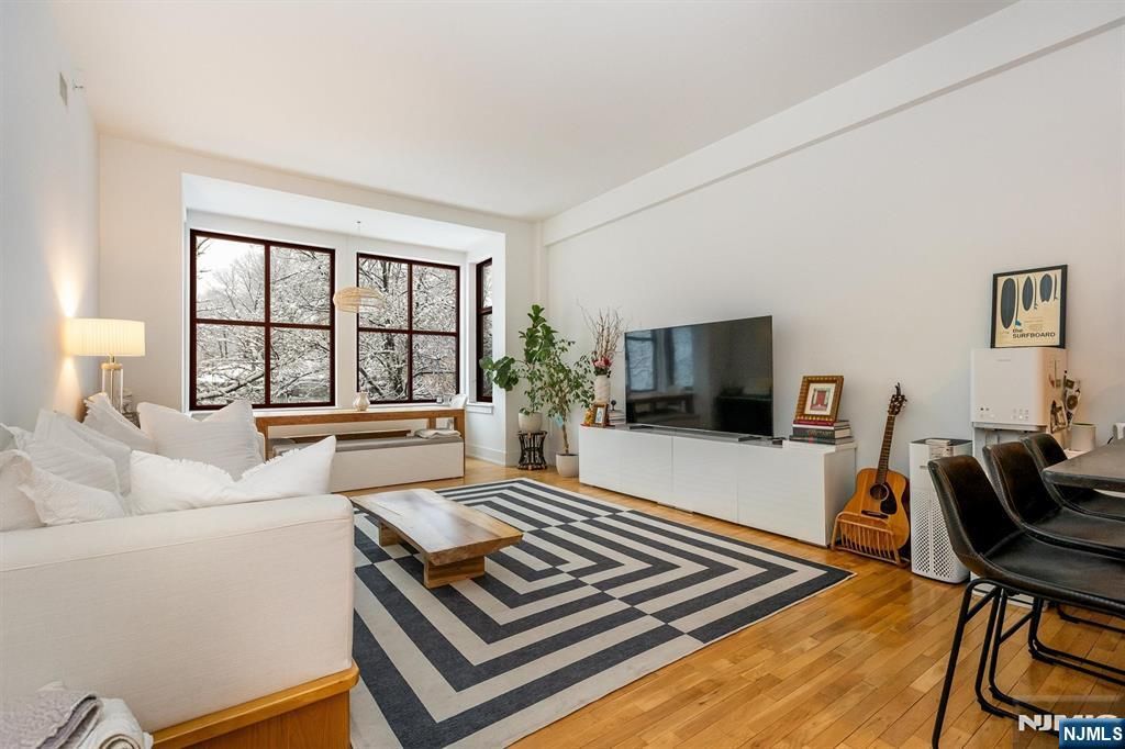 85 Park Avenue 205, Glen Ridge, NJ 07028