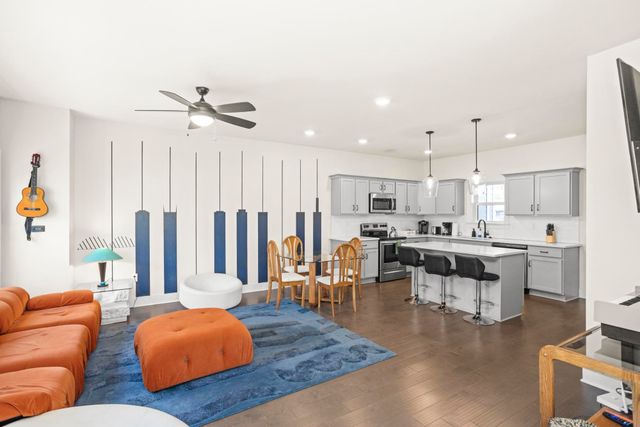 450 Glastonbury Rd Apt 3, Nashville, TN 37217