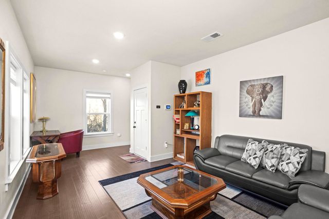 450 Glastonbury Rd Apt 3, Nashville, TN 37217