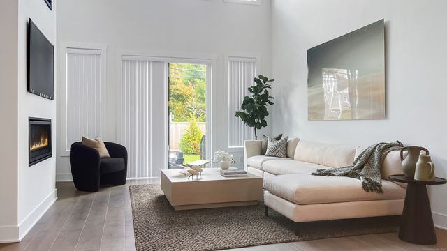 1 Whisper Ridge Way 51, Woodbridge, CT 06525