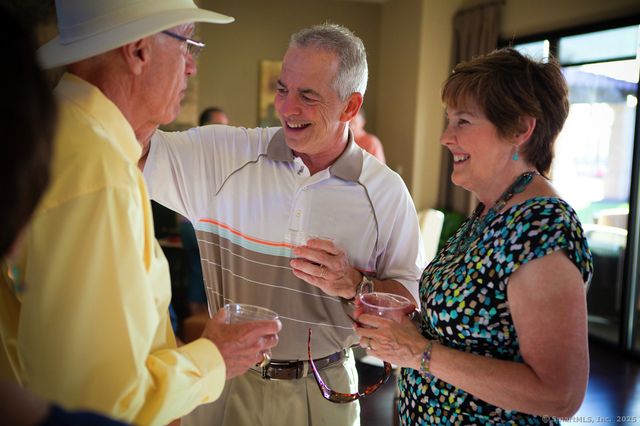 1 Whisper Ridge Way 51, Woodbridge, CT 06525