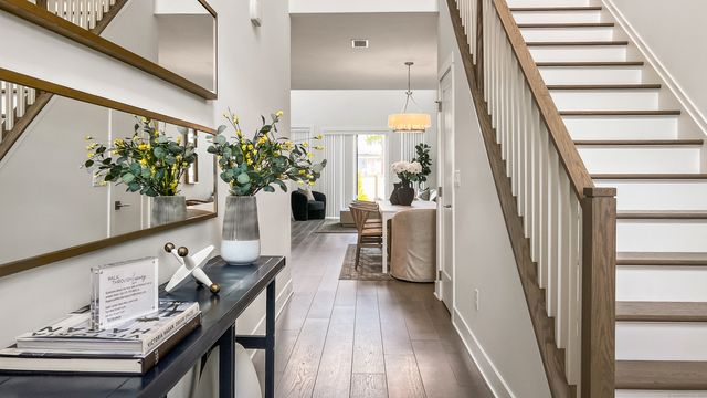 1 Whisper Ridge Way 51, Woodbridge, CT 06525