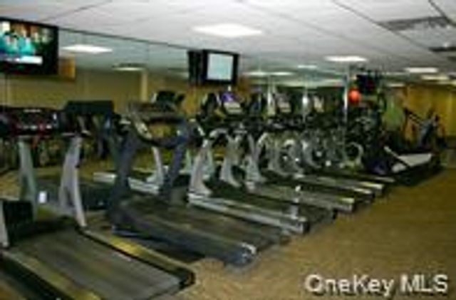 2 Bay Club Drive 1Z4, Bayside, NY 11360