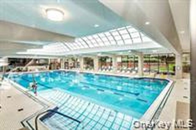 2 Bay Club Drive 1Z4, Bayside, NY 11360