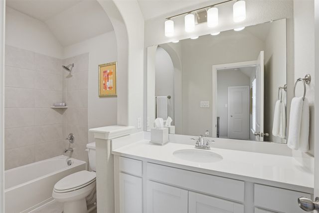 9724 Mountain Laurel Trail, Fort Worth, TX 76036