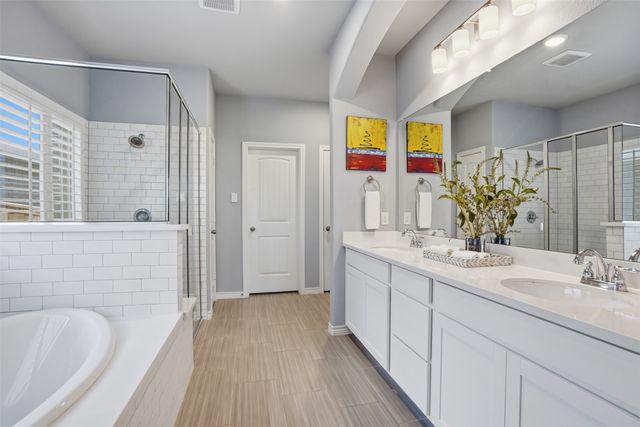 9724 Mountain Laurel Trail, Fort Worth, TX 76036